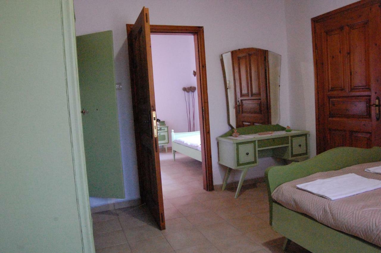 فيلا Old Winery House كوليمفاري المظهر الخارجي الصورة